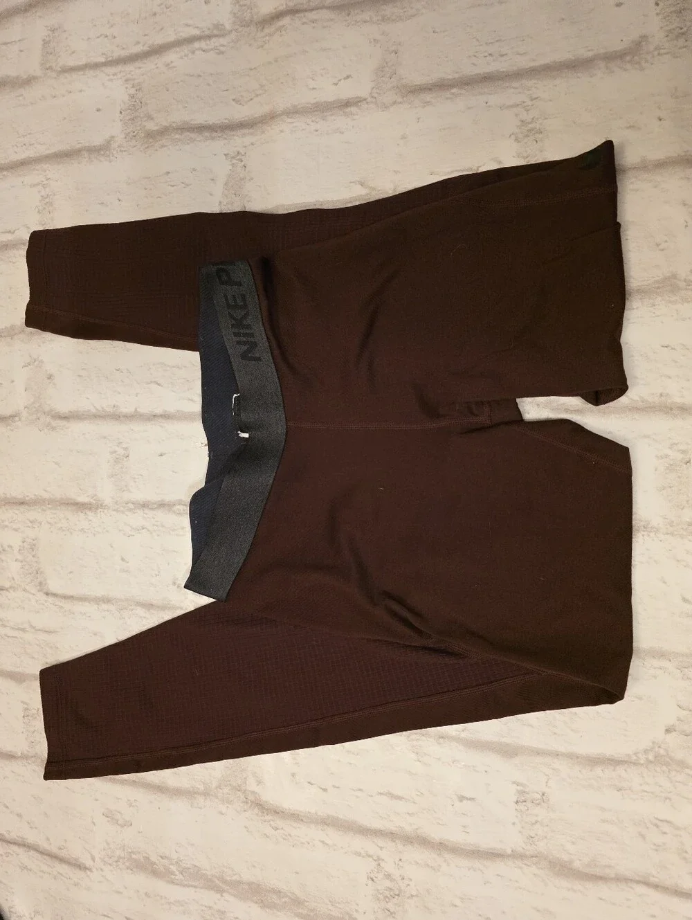 Nike womens dry fit burgundy leggings size small - Picture 1 of 3